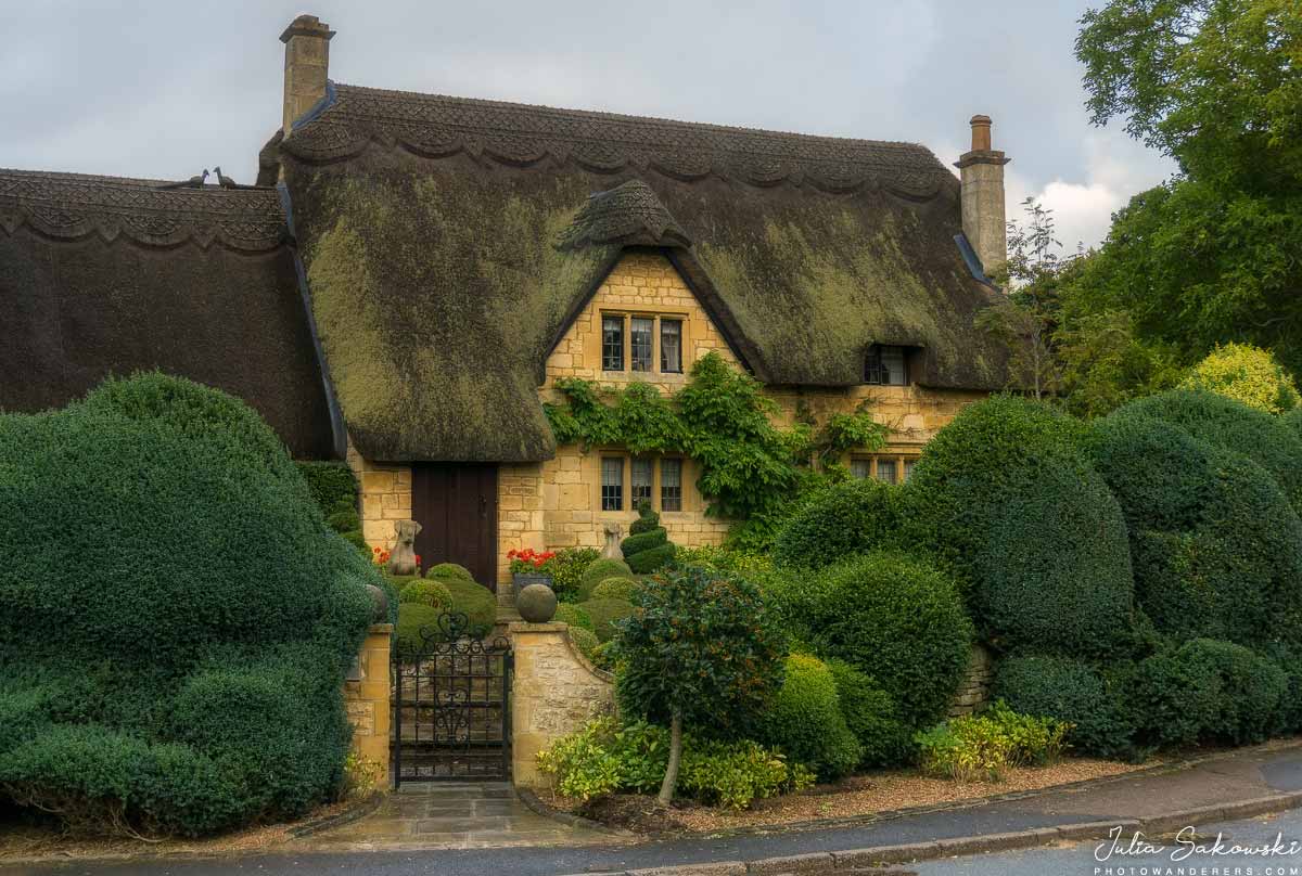 Сказочный дом с соломенной крышей в Чипинг-Кампдене | Fairy tale thatch-roofed house in Chipping Campden