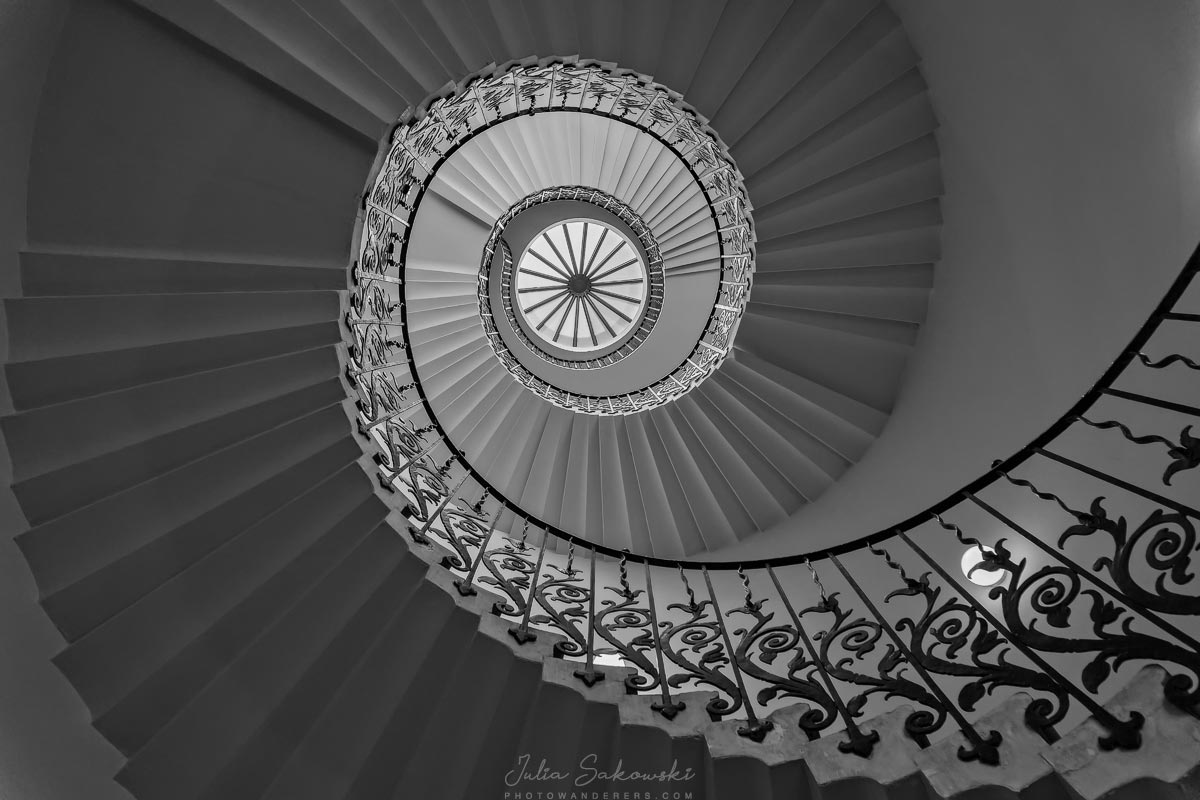 Лестница Тюльпанов в Доме Королевы в Гринвиче | Tulip Stairs at the Queen's House Greenwich