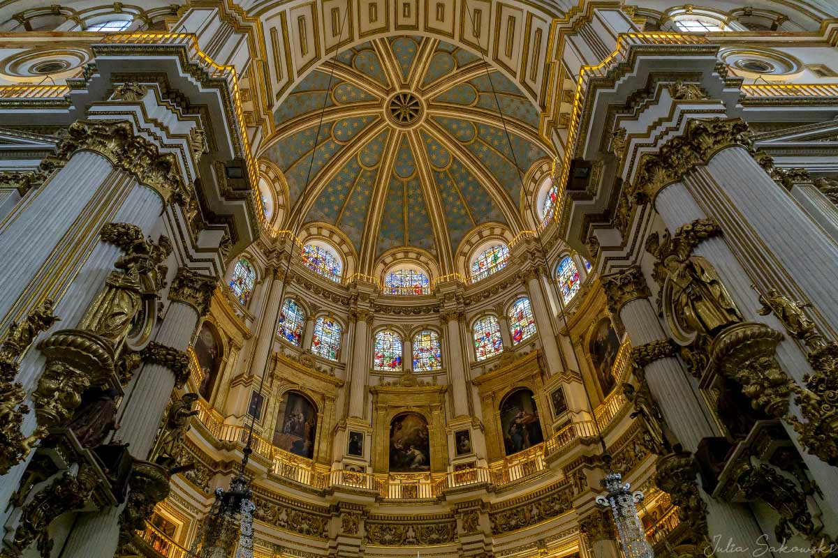 Золотой купол главной часовни Кафедрального собора в Гранаде | Golden dome of Main Chapel in Granada Cathedral