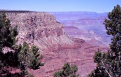 Вид с 'Отдых отшельников' (Hermits Rest)