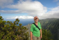 Вид на долину Kalalau, побережье NaPali, вид с Pu'u o Kila, парк Waimea Canyon, Kauai Вид на долину Kalalau, побережье NaPali, вид с Pu'u o Kila, парк Waimea Canyon, Kauai